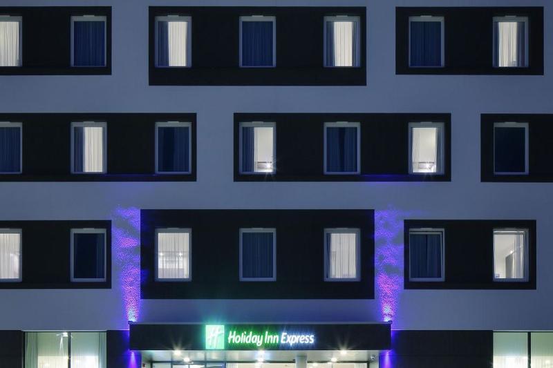 Holiday Inn Express Friedrichshafen, An Ihg Hotel מראה חיצוני תמונה